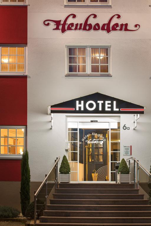 Hotel Heuboden ウムキルヒ エクステリア 写真